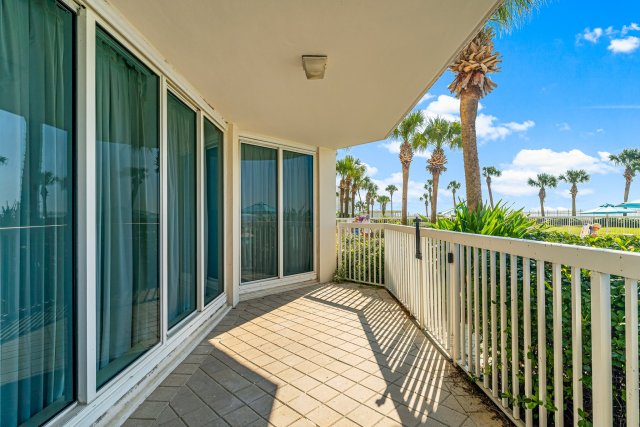 3 Condominium vacation rental located in Destin 1