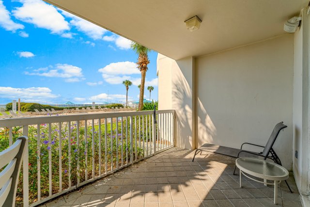 3 Condominium vacation rental located in Destin 1