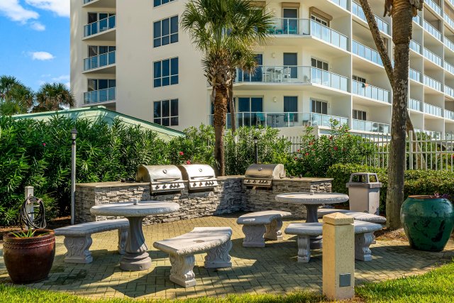 3 Condominium vacation rental located in Destin 1