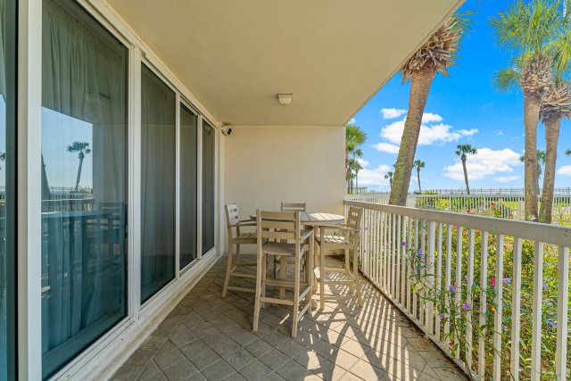 3 Condominium vacation rental located in Destin 1