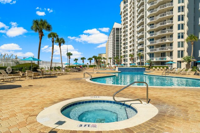 3 Condominium vacation rental located in Destin 1