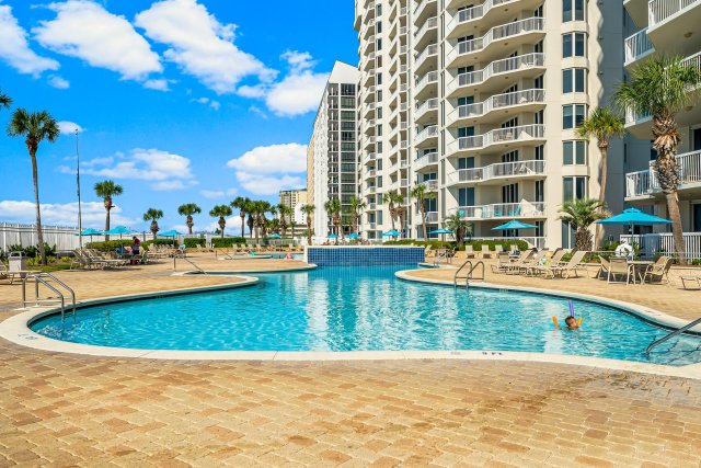 3 Condominium vacation rental located in Destin 1