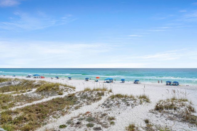 4 House vacation rental located in Destin 1