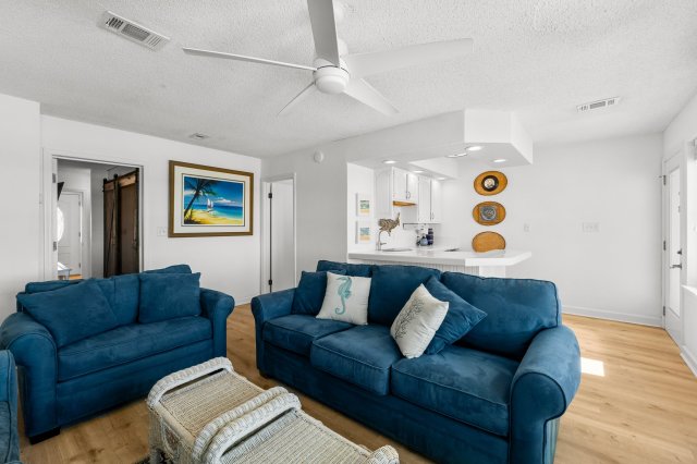 4 House vacation rental located in Destin 1