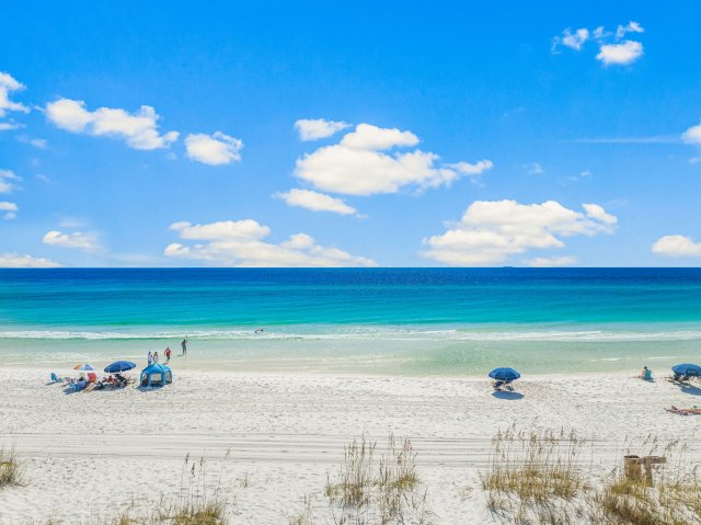 4 House vacation rental located in Destin 1