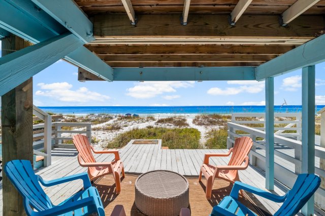 4 House vacation rental located in Destin 1