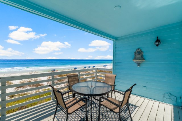 4 House vacation rental located in Destin 1