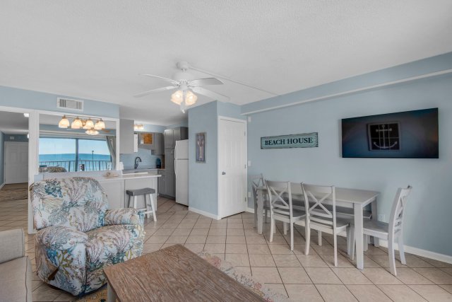 1 Condominium vacation rental located in Panama City Beach 1