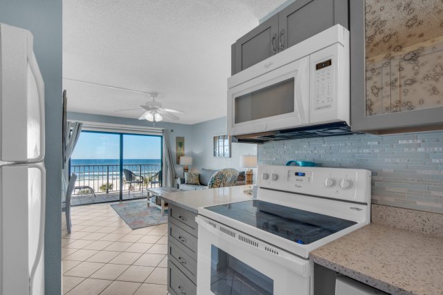 1 Condominium vacation rental located in Panama City Beach 1