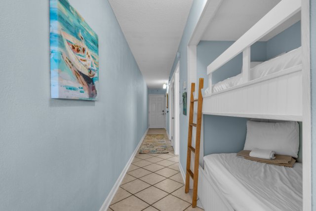 1 Condominium vacation rental located in Panama City Beach 1