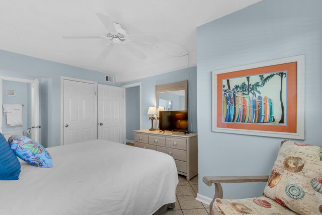 1 Condominium vacation rental located in Panama City Beach 1