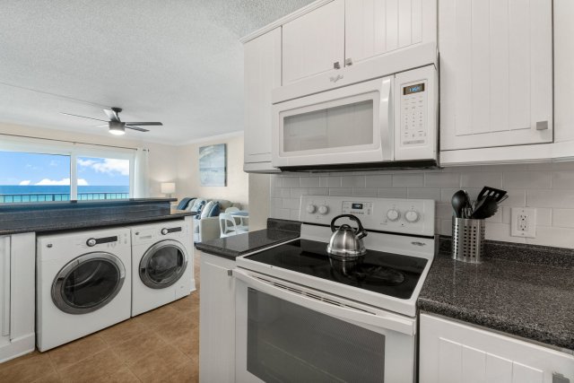 1 Condominium vacation rental located in Panama City Beach 1