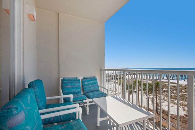 1 Condominium vacation rental located in Navarre 1