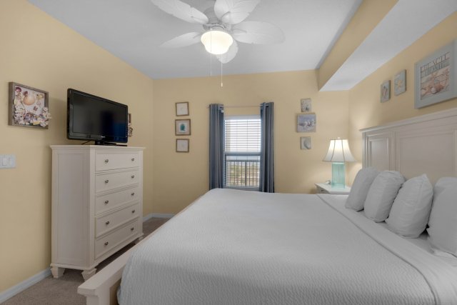 1 Condominium vacation rental located in Navarre 1