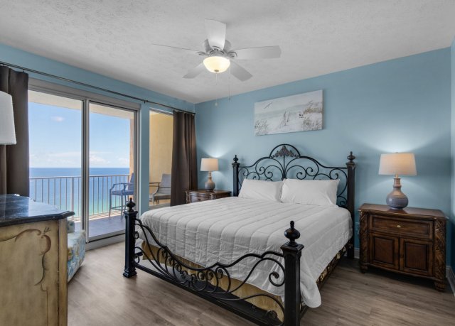 2 Condominium vacation rental located in Panama City Beach 1