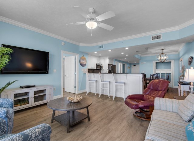 2 Condominium vacation rental located in Panama City Beach 1