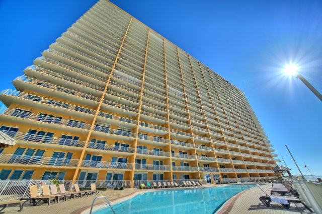 2 Condominium vacation rental located in Panama City Beach 1