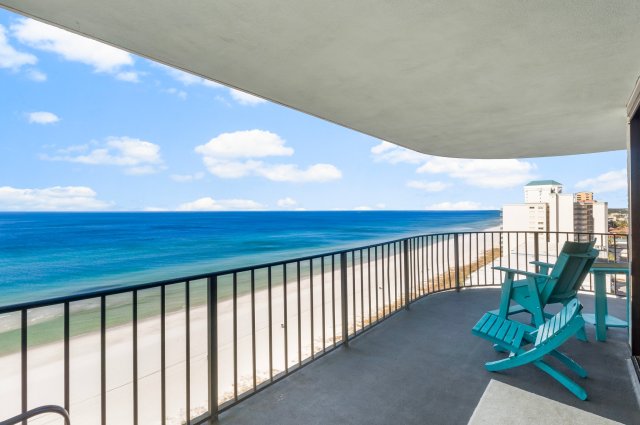 2 Condominium vacation rental located in Panama City Beach 1