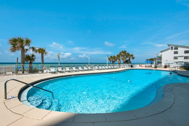 2 Condominium vacation rental located in Panama City Beach 1