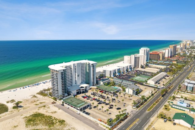 2 Condominium vacation rental located in Panama City Beach 1