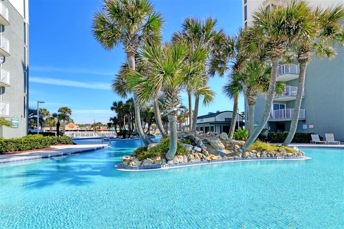 PCB-LongBeachTowersCondos-05
