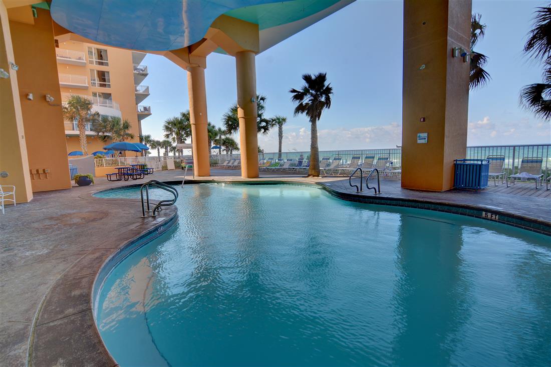 PCB-SplashResortCondos-07