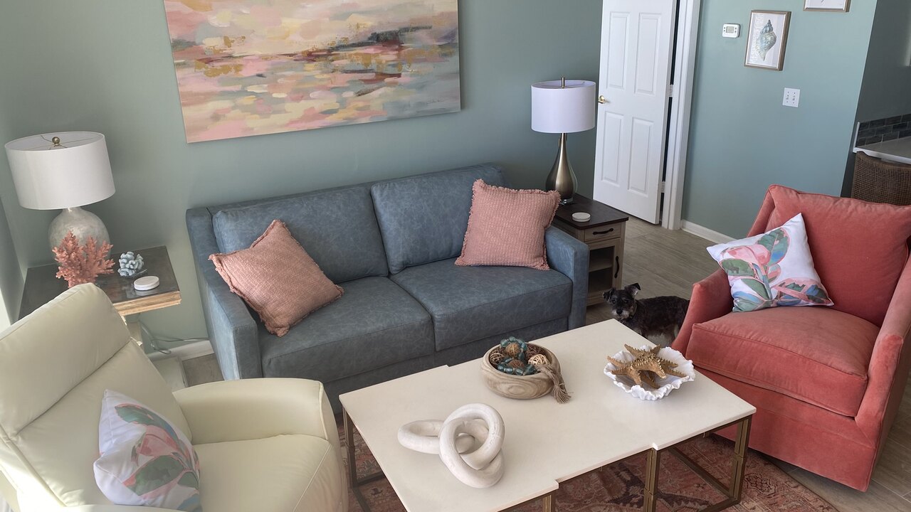 Long Beach 3 - 702 - Image 1