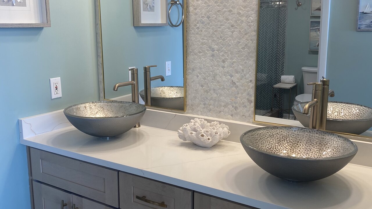 Long Beach 3 - 702 - Image 12