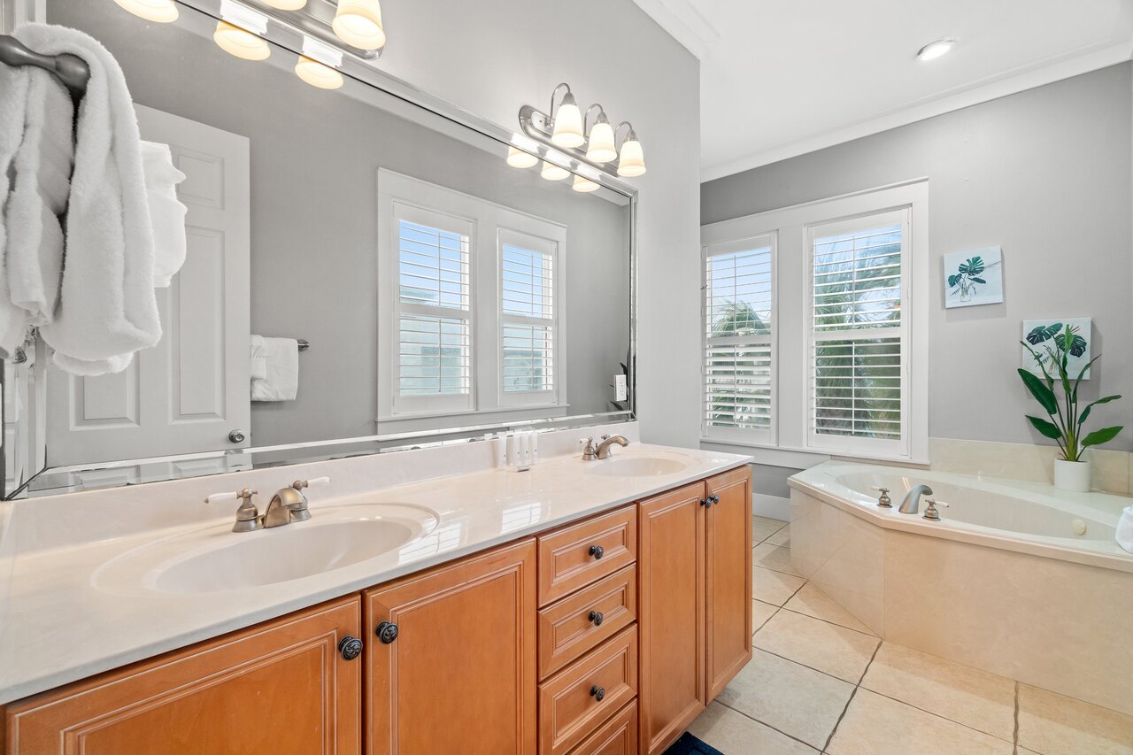 Forever Summer - Image 24