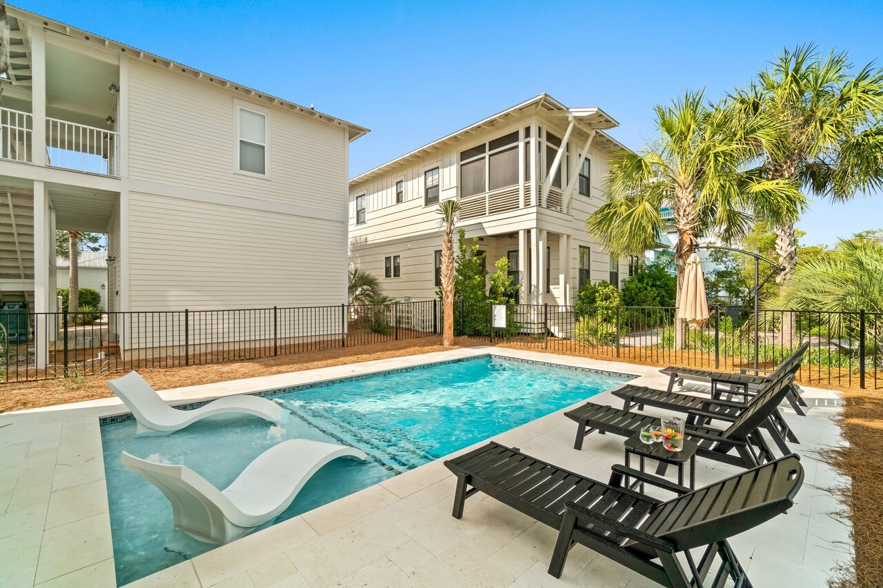 Forever Summer - Image 40