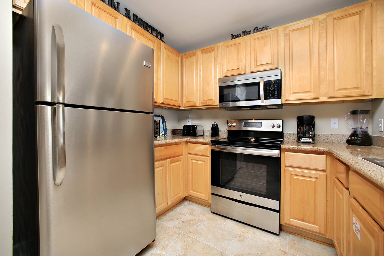 Marisol Beachfront Resort 902 - Image 9