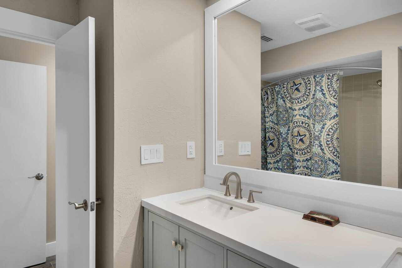 Beach Manor @ Tops'L 705 - Image 18