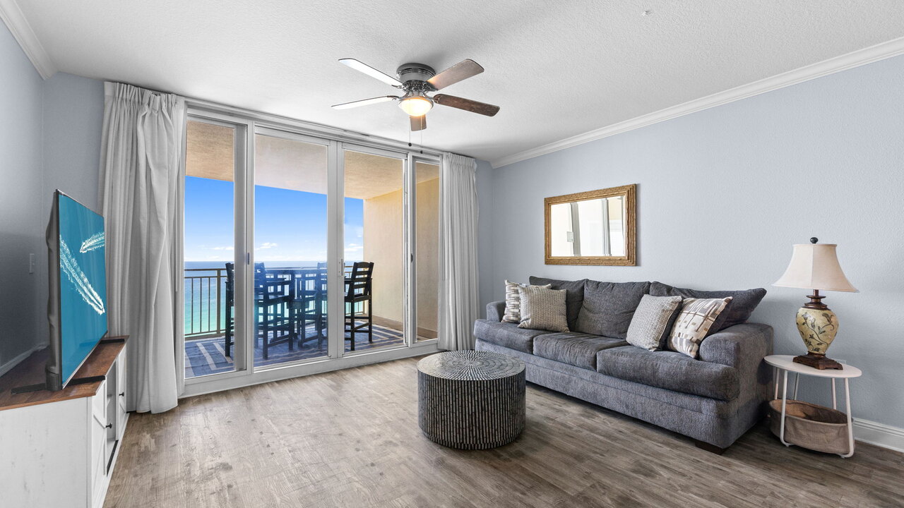 Emerald Beach 1525 - Image 3