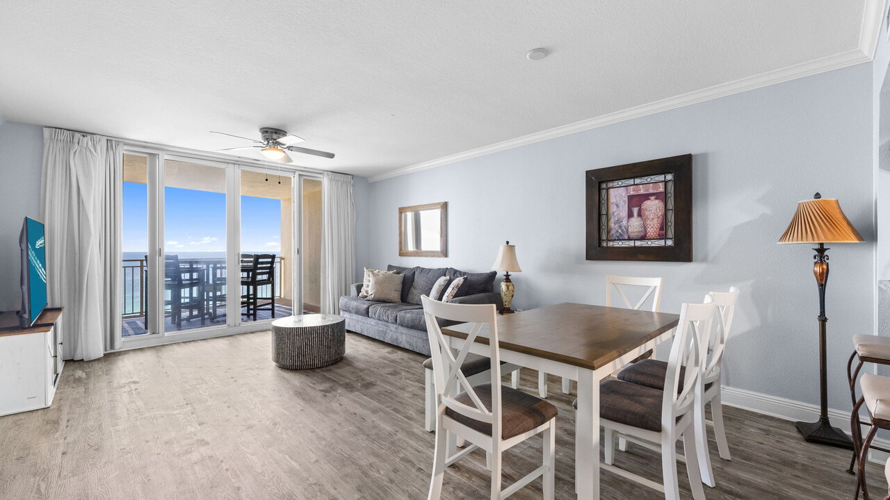 Emerald Beach 1525 - Image 5