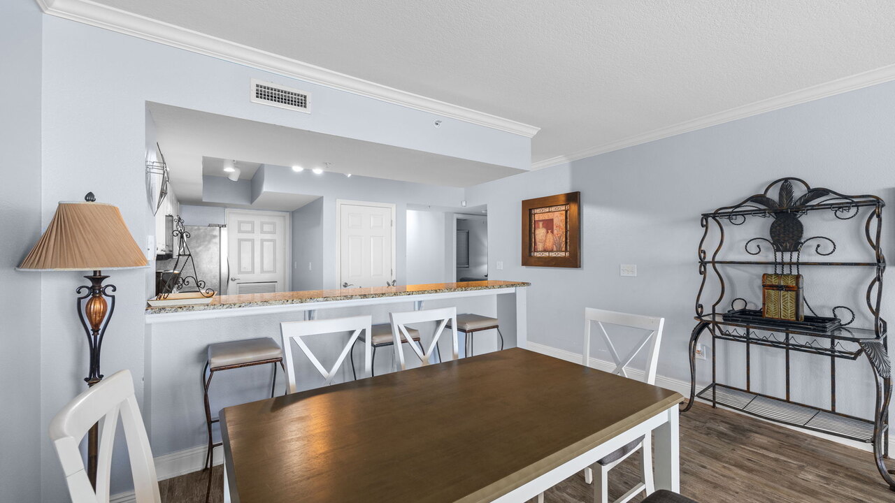 Emerald Beach 1525 - Image 15