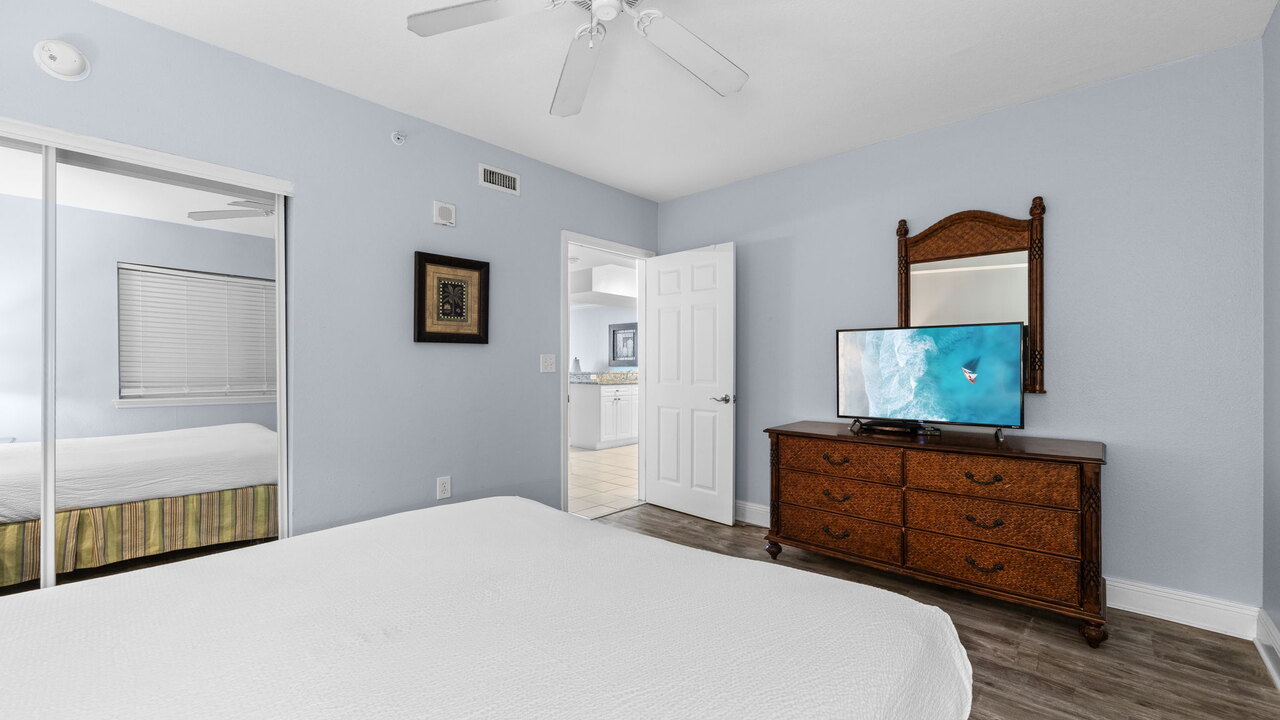 Emerald Beach 1525 - Image 29