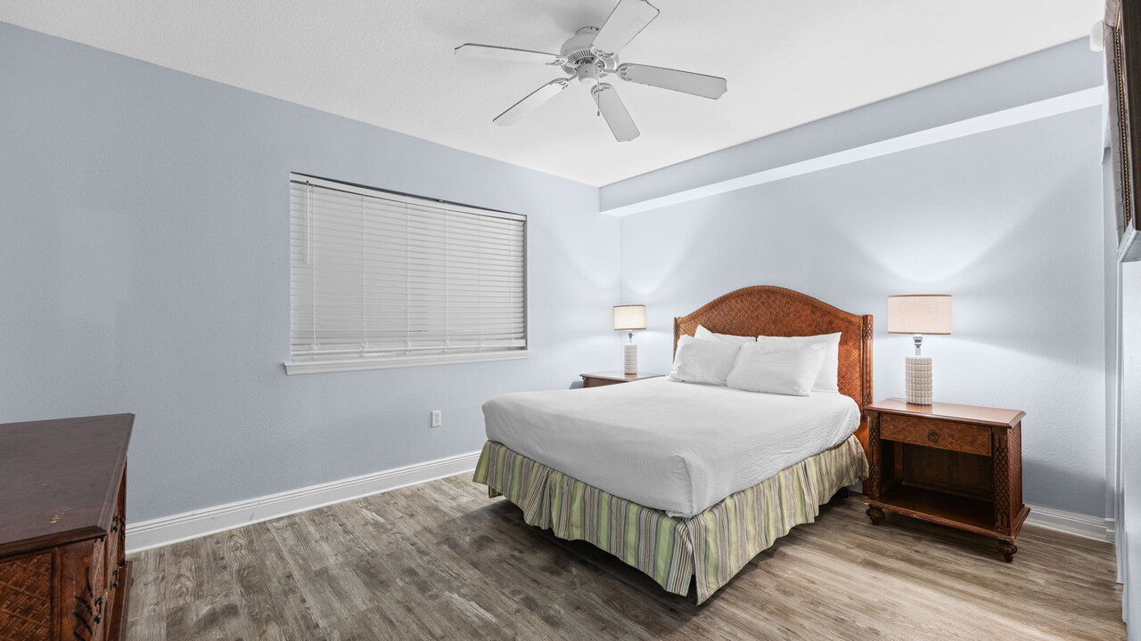 Emerald Beach 1525 - Image 28