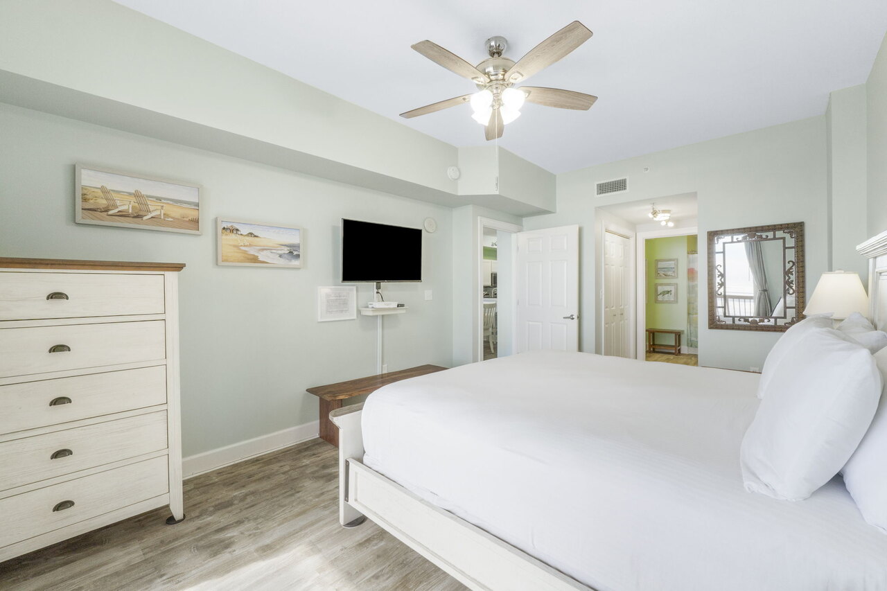 Sunrise Beach 1704 - Image 14