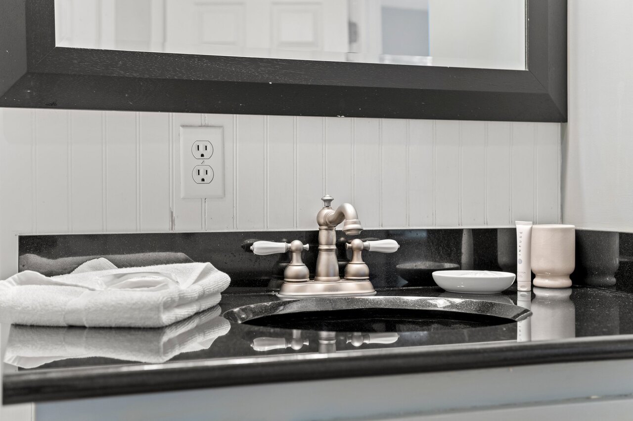 Life Is Good - Image 27