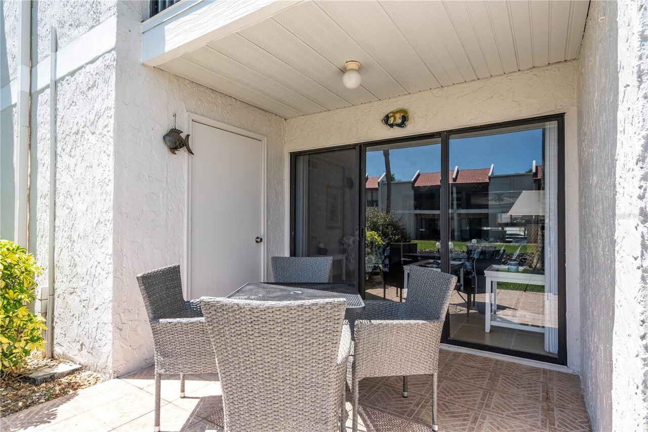 Runaway Bay 127 - Image 18