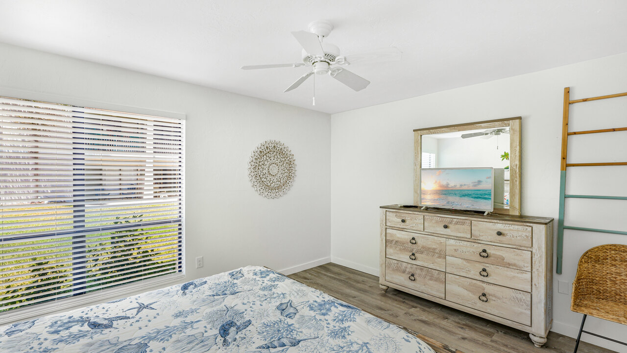 Runaway Bay 184 - Image 23