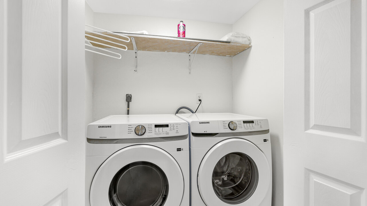 Runaway Bay 184 - Image 31