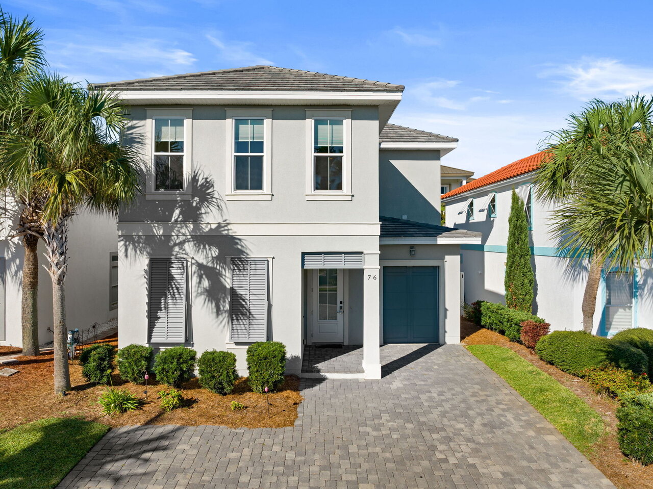 Beach Living - Image 12