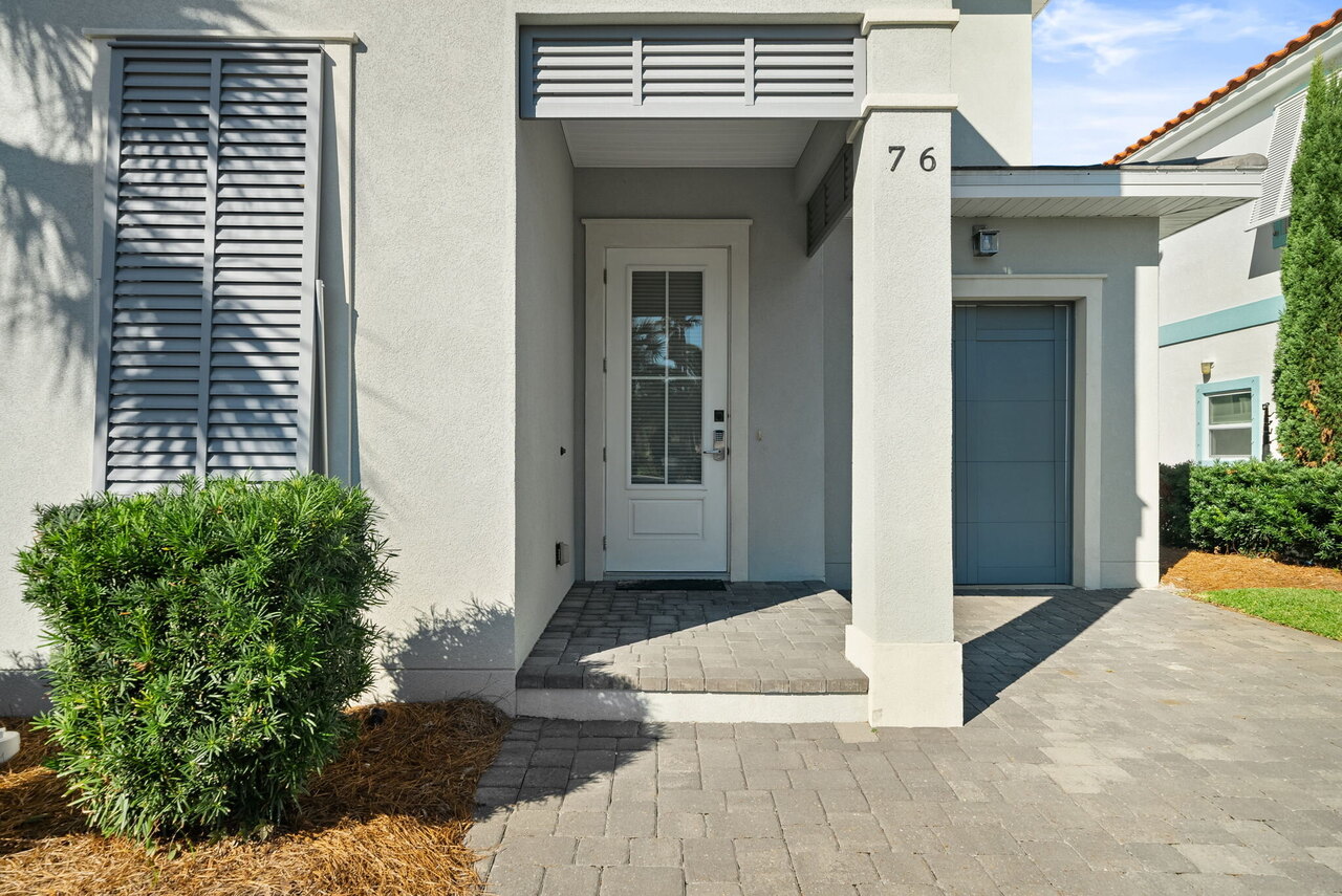 Beach Living - Image 14