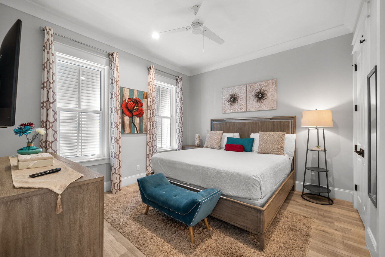 Beach Living - Image 25