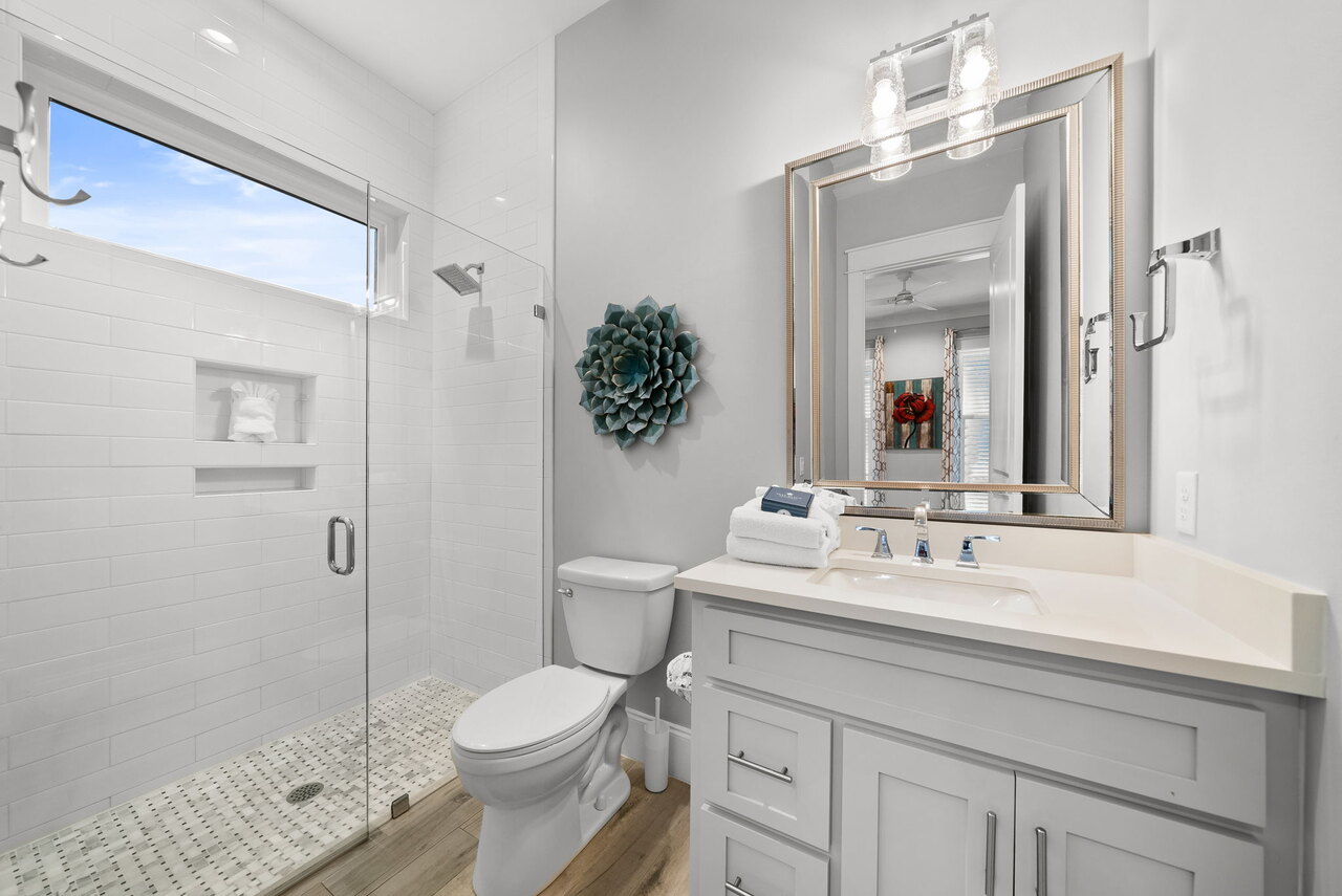Beach Living - Image 27