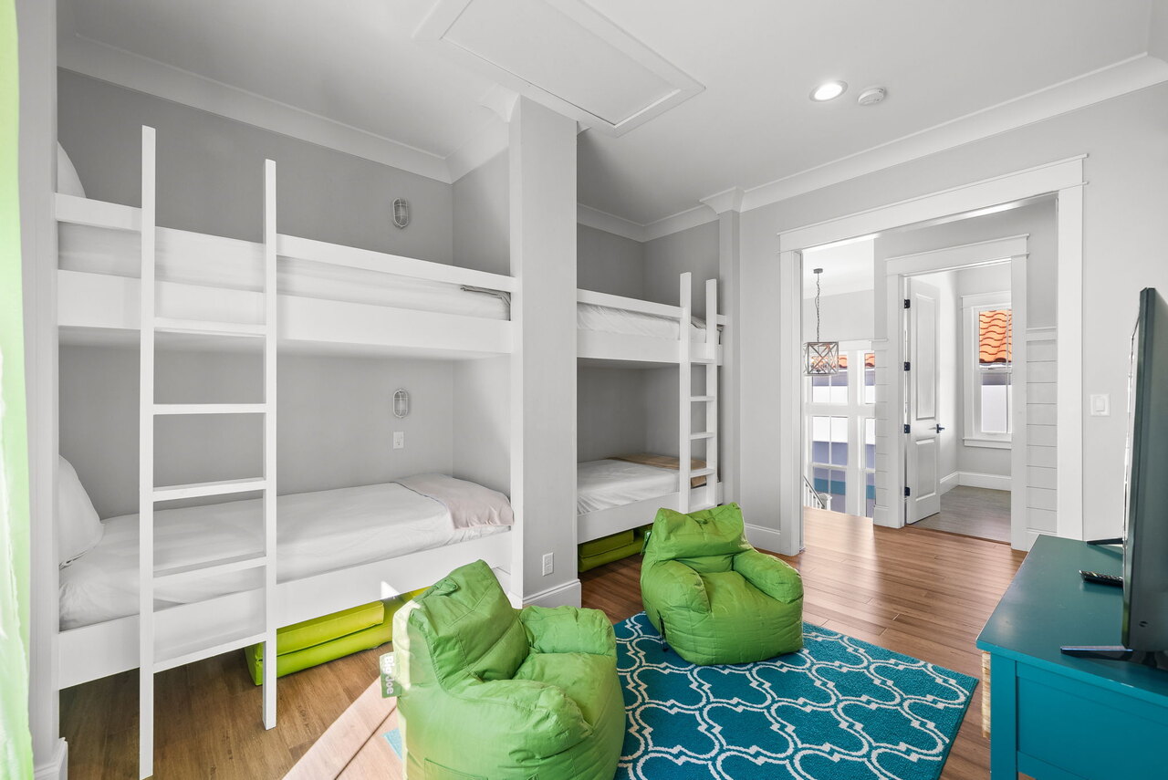 Beach Living - Image 36