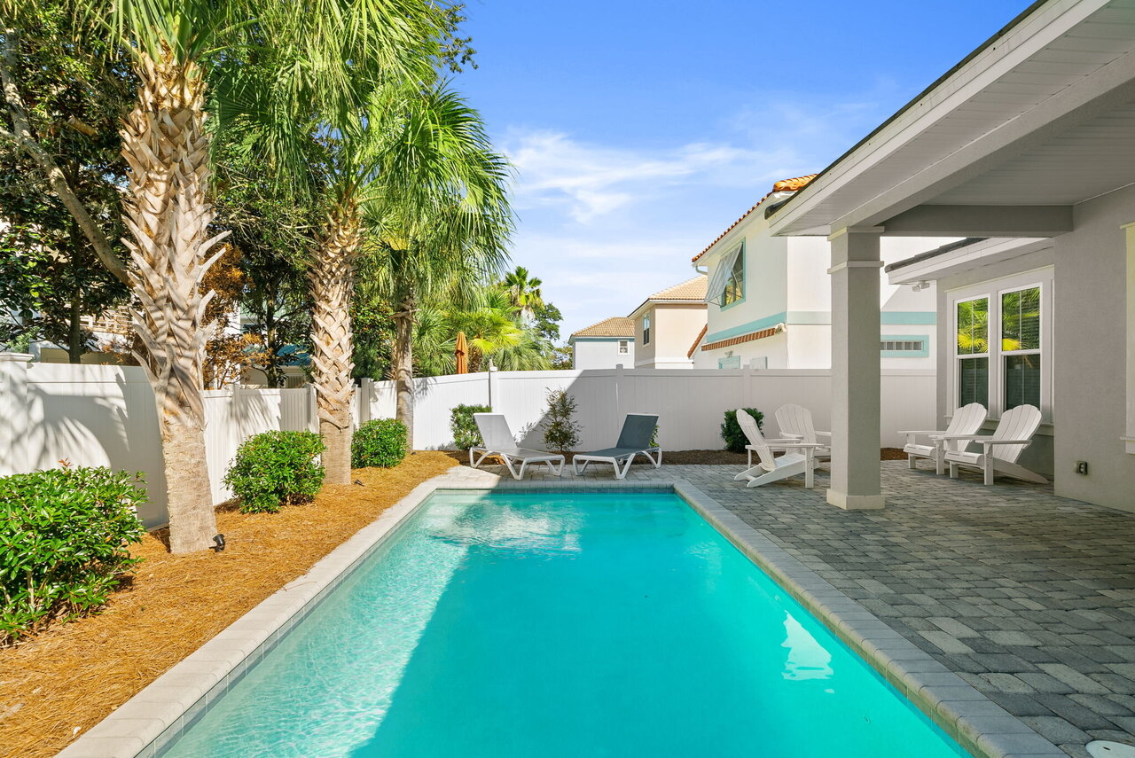 Beach Living - Image 44