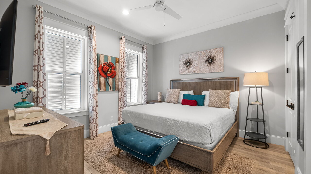 Beach Living - Image 12