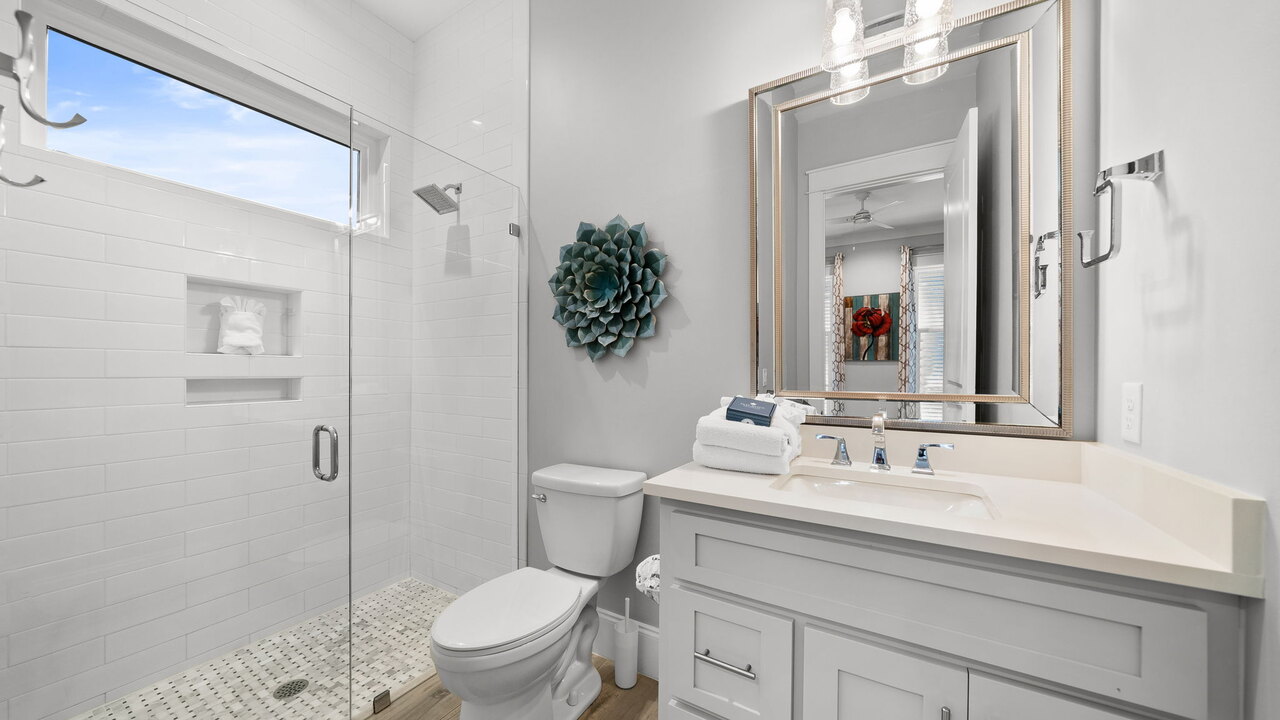 Beach Living - Image 14